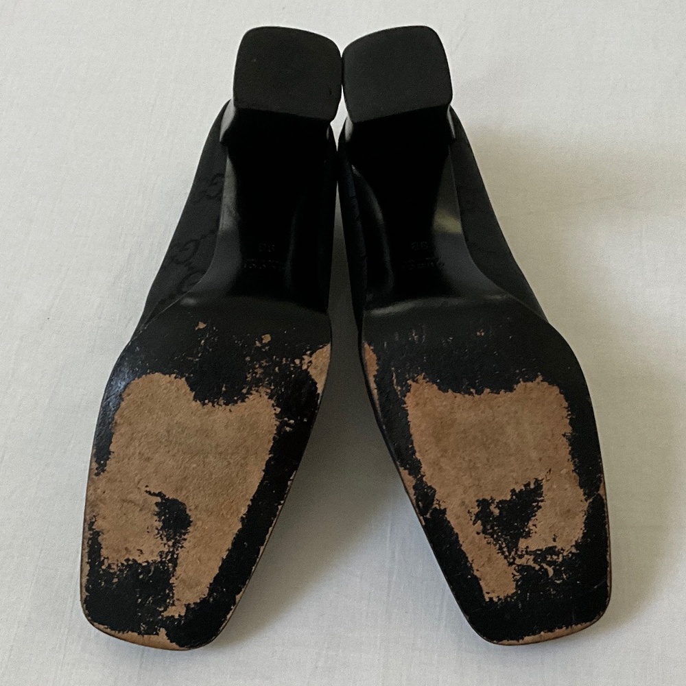 GUCCI Classic Monogram Canvas Pumps Size 9 Black - Picture 6 of 12
